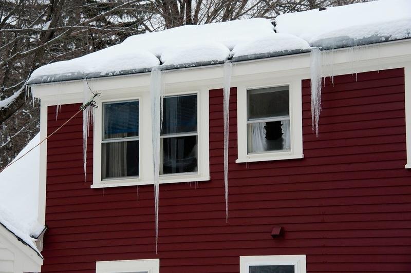 Gutter Ice Removal in Wausau